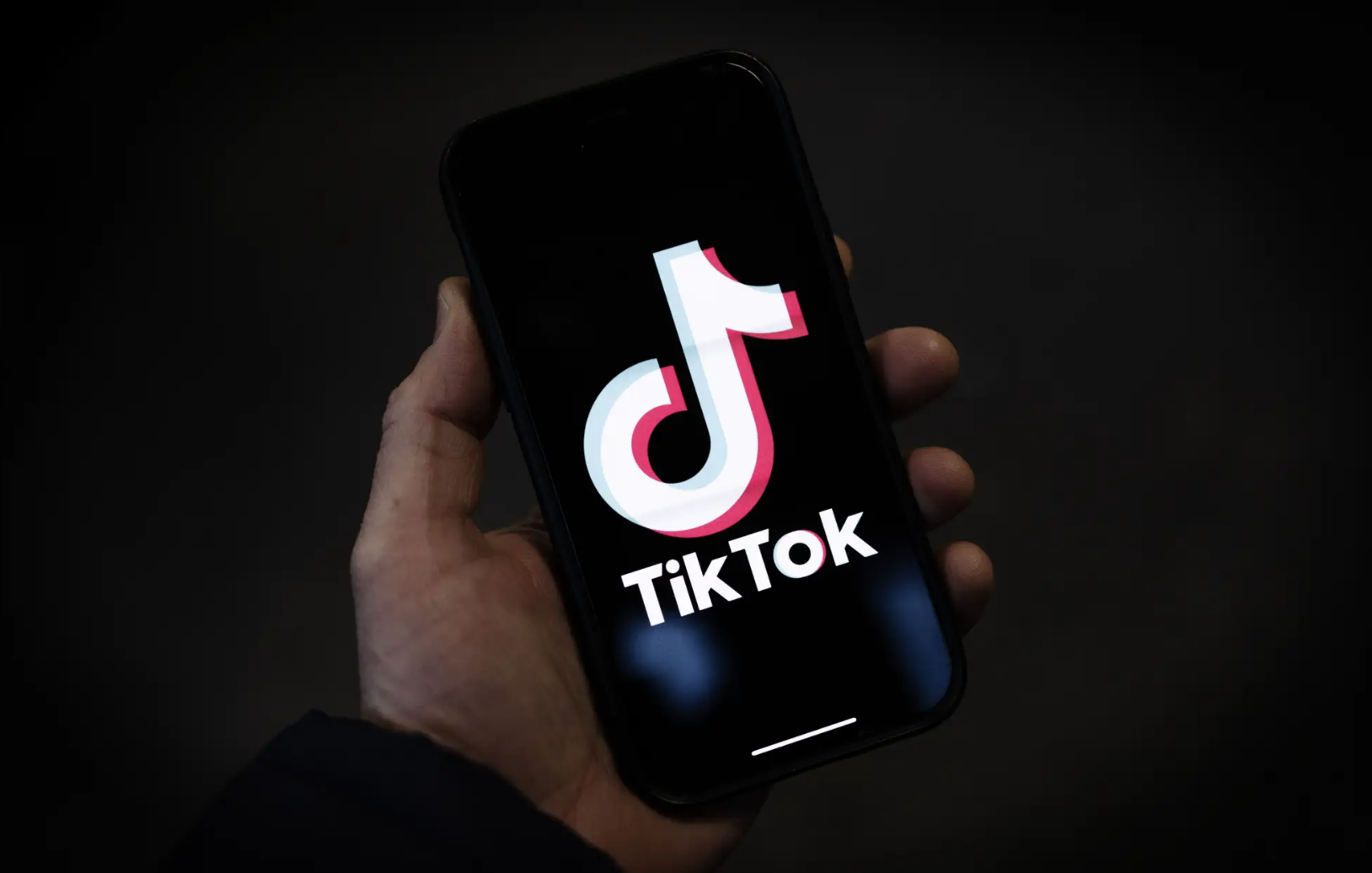 TikTok带帽子的毛毯卖爆了！一个月销售额200万